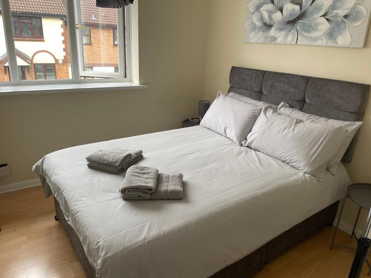 The Swallows Popular Location 3 Bedroom House Free Wi-Fi And Sky Tv In All Rooms Rough Close 외부 사진