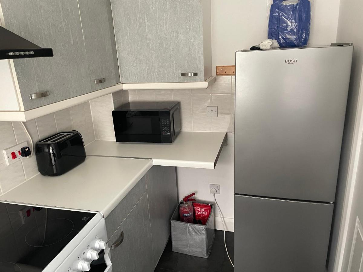 The Swallows Popular Location 3 Bedroom House Free Wi-Fi And Sky Tv In All Rooms Rough Close 외부 사진